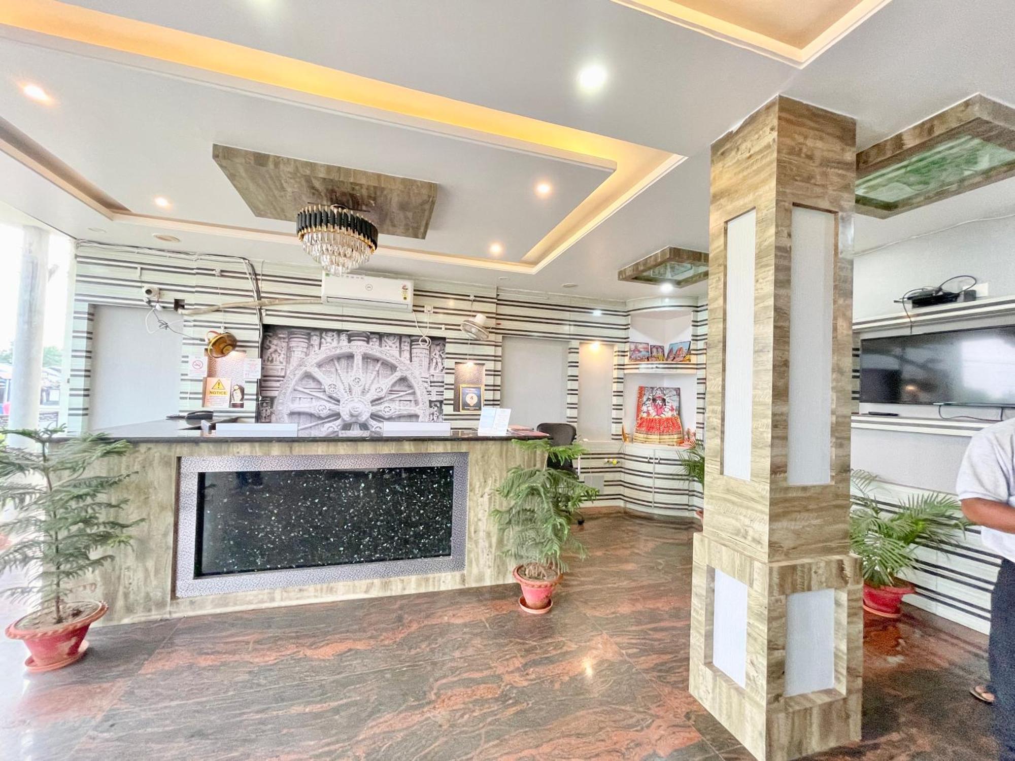 Hotel Trends In Puri Zewnętrze zdjęcie