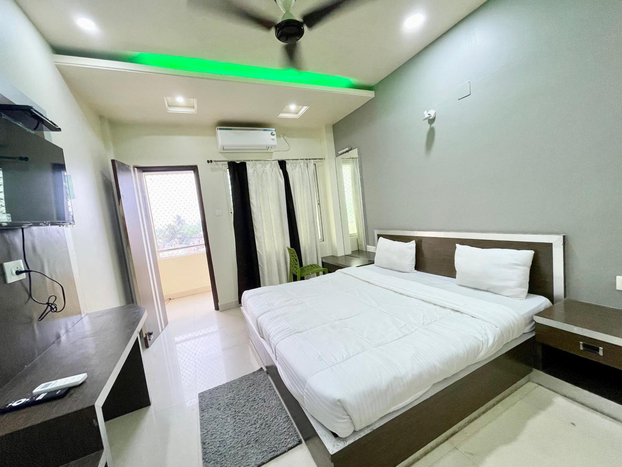 Hotel Trends In Puri Zewnętrze zdjęcie