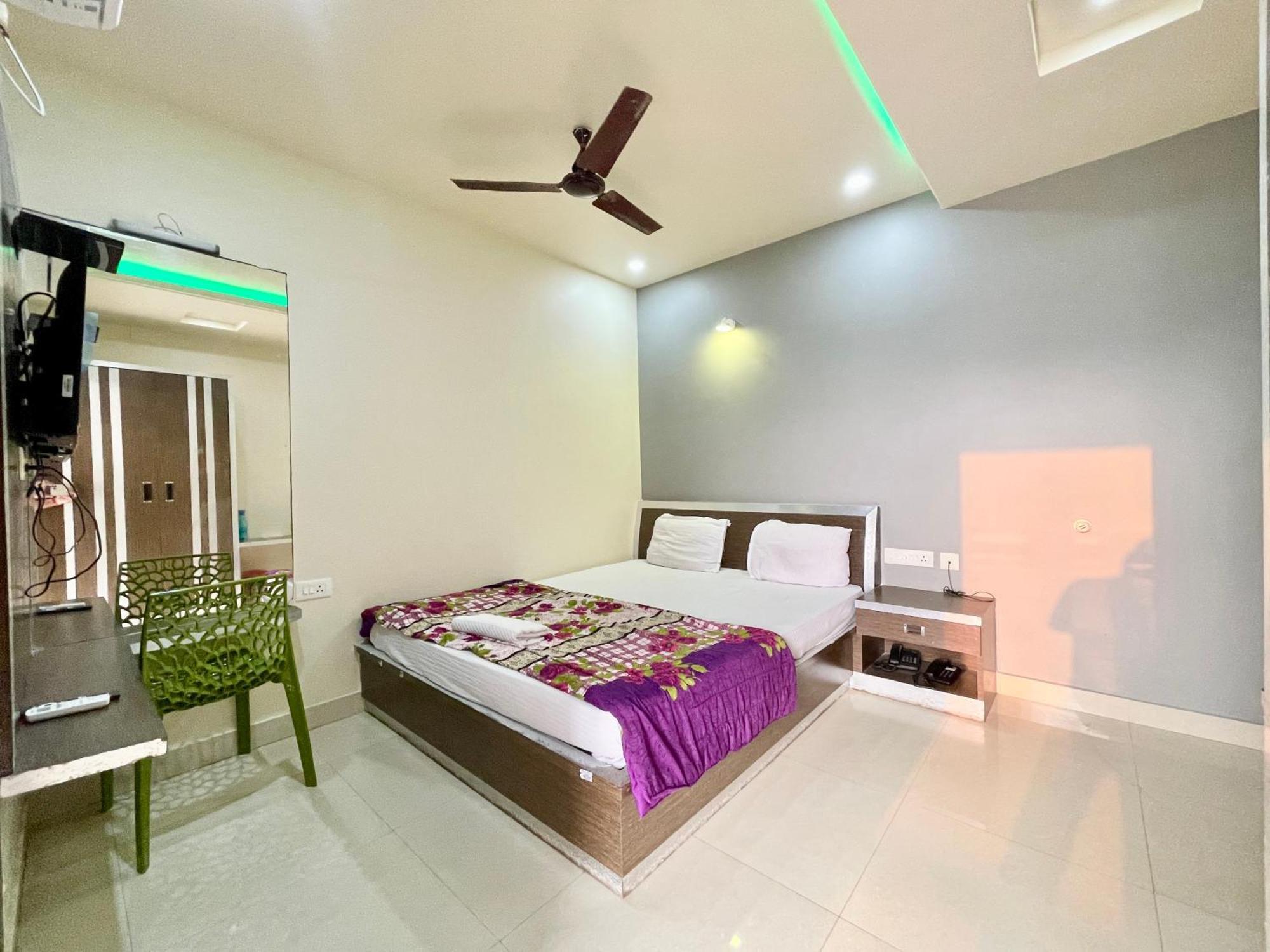 Hotel Trends In Puri Zewnętrze zdjęcie