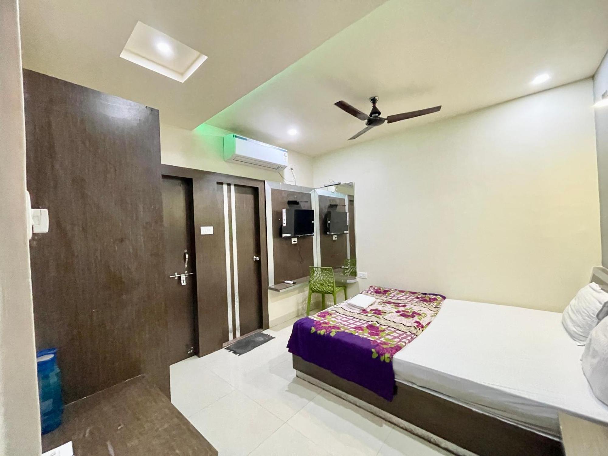 Hotel Trends In Puri Zewnętrze zdjęcie