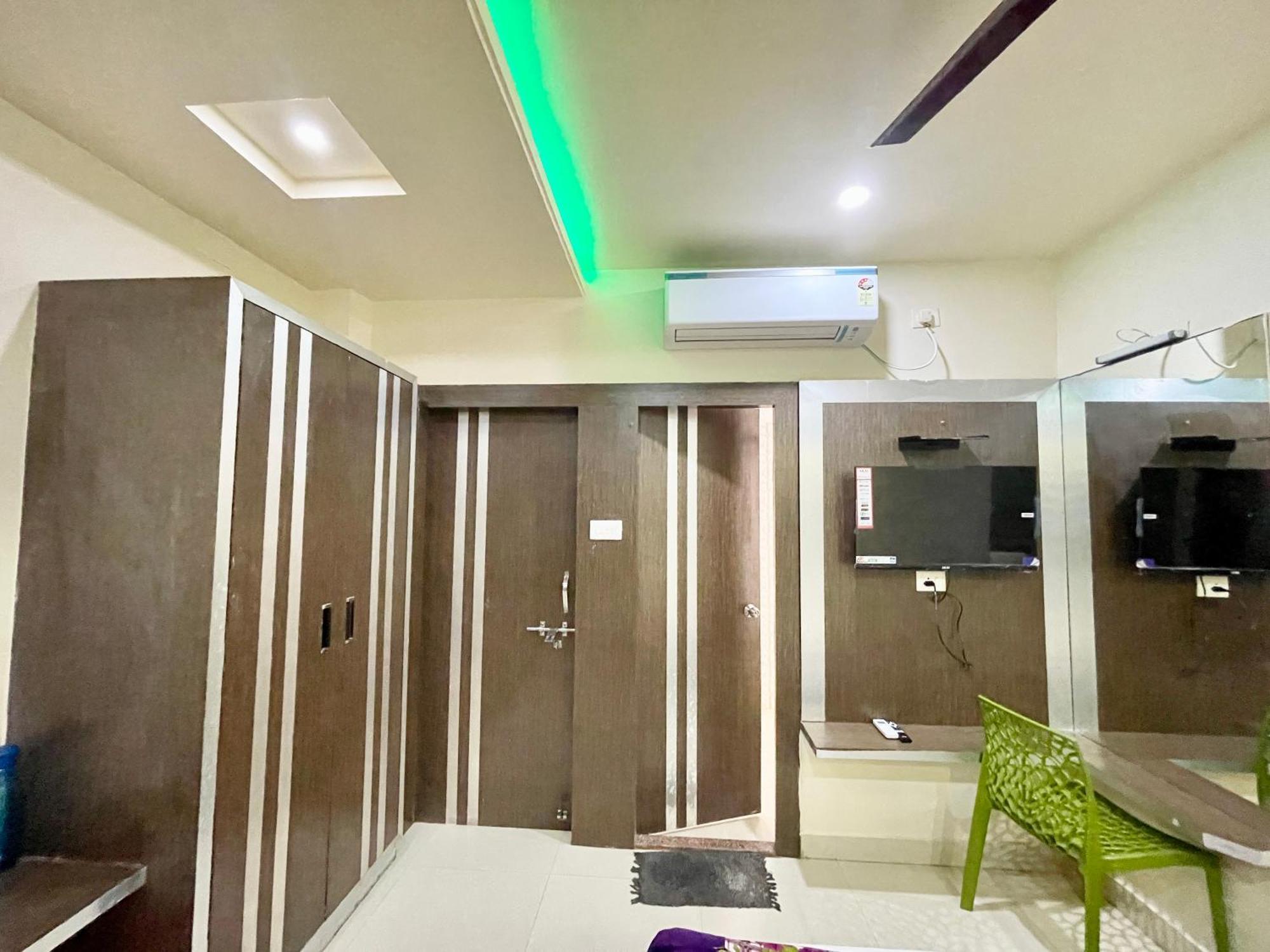 Hotel Trends In Puri Zewnętrze zdjęcie