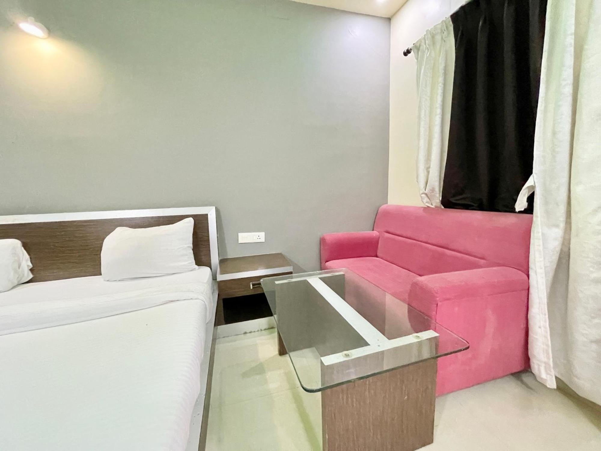 Hotel Trends In Puri Zewnętrze zdjęcie