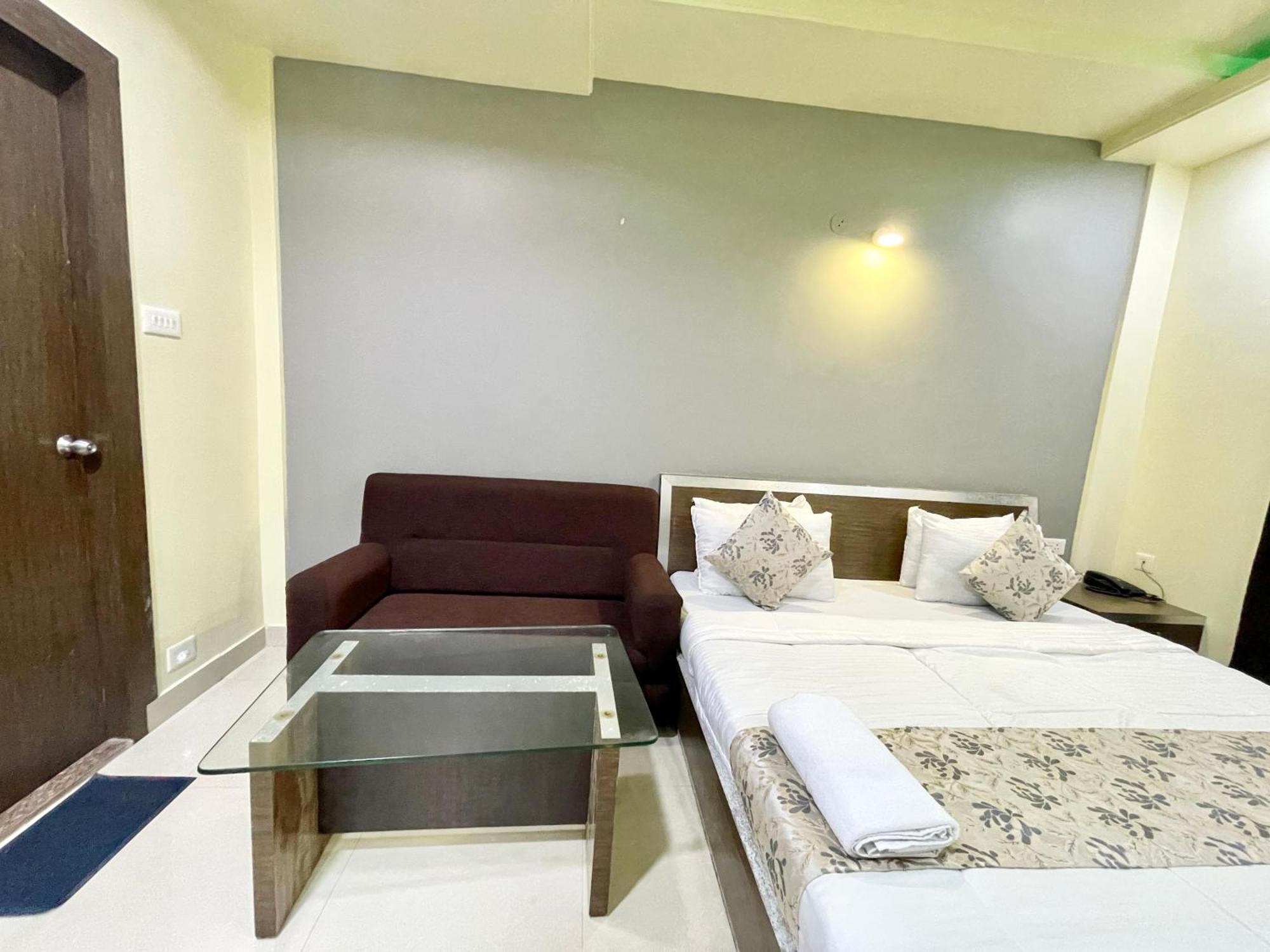 Hotel Trends In Puri Zewnętrze zdjęcie