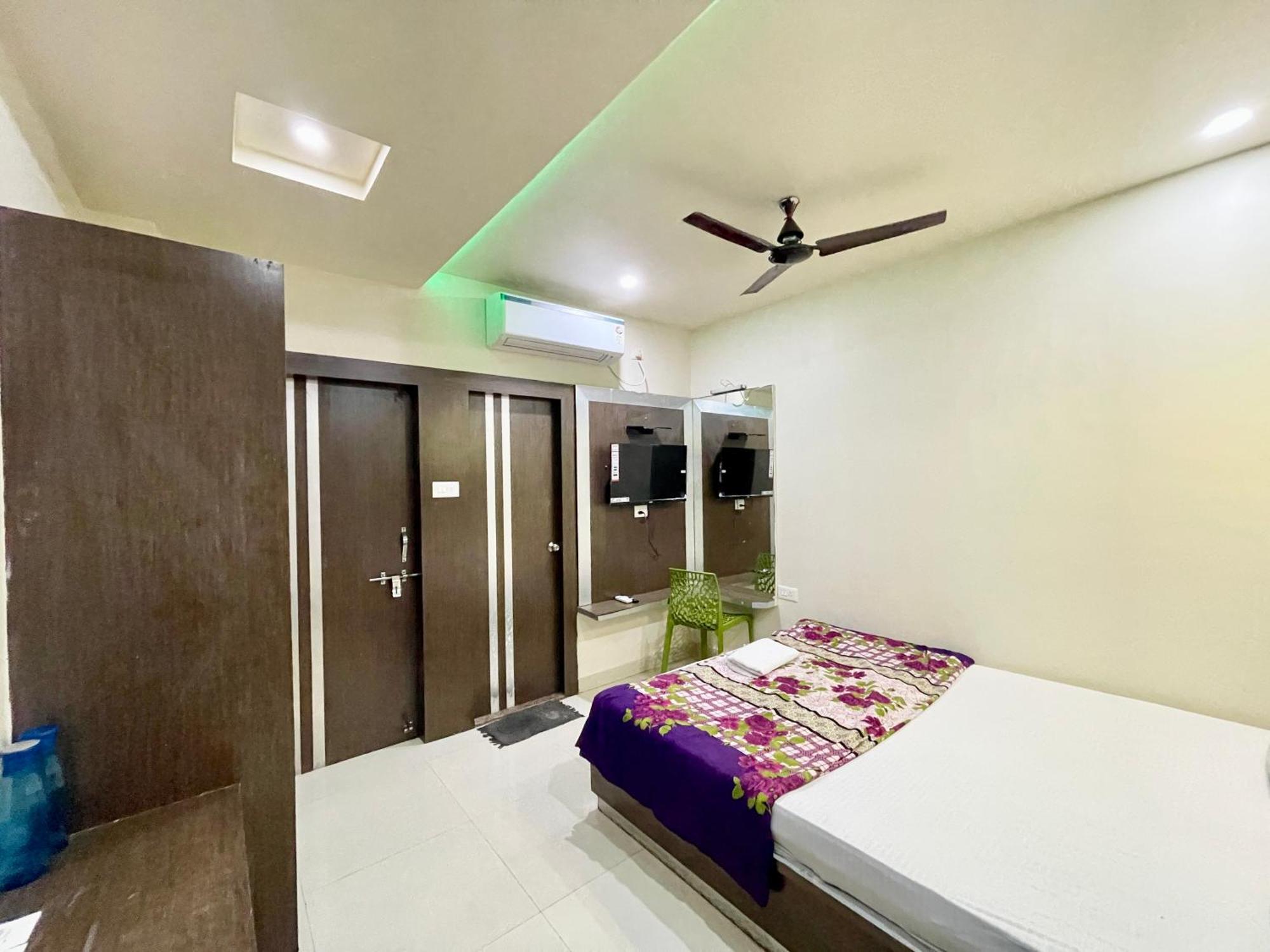 Hotel Trends In Puri Zewnętrze zdjęcie