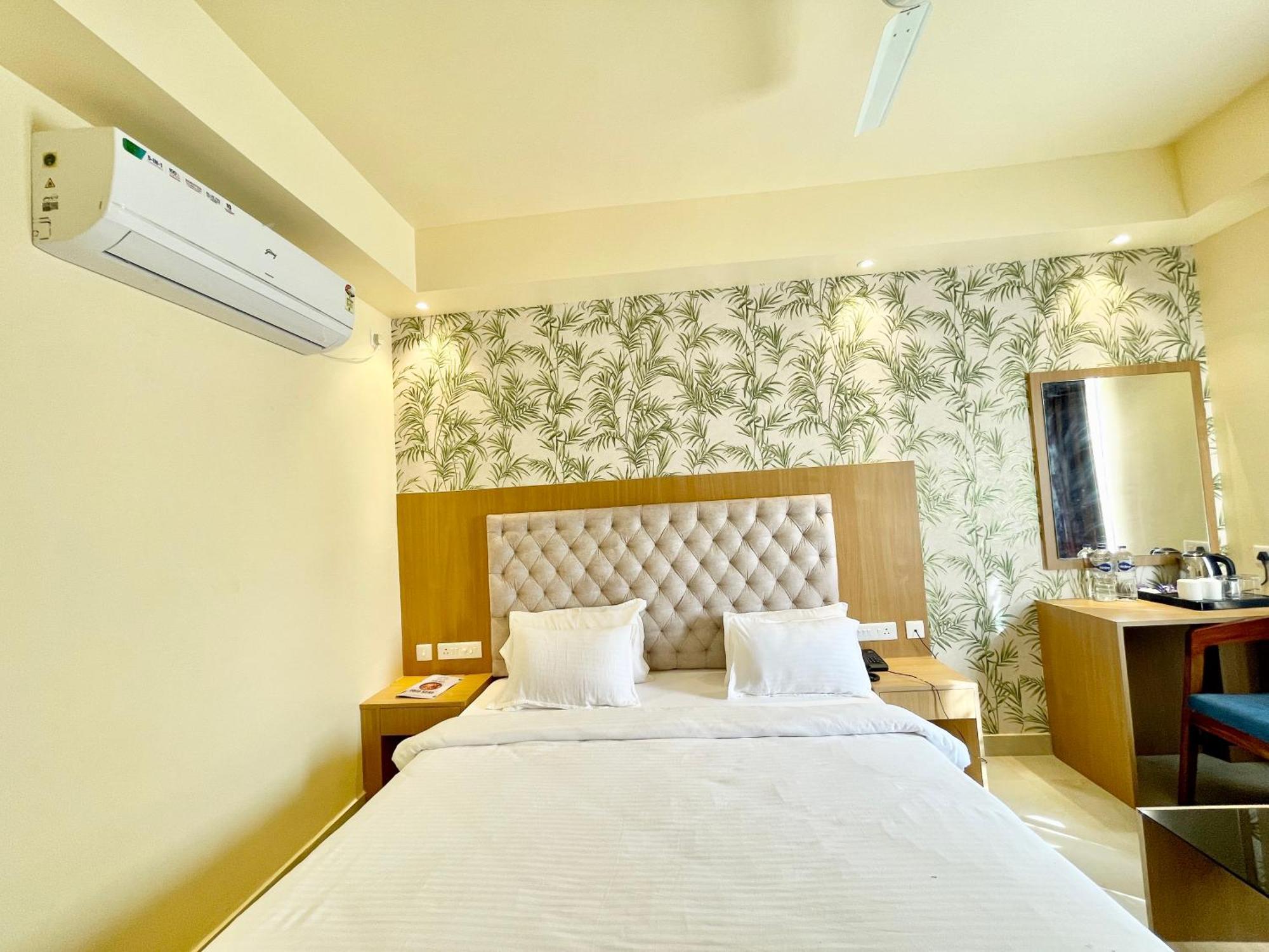Hotel Trends In Puri Zewnętrze zdjęcie